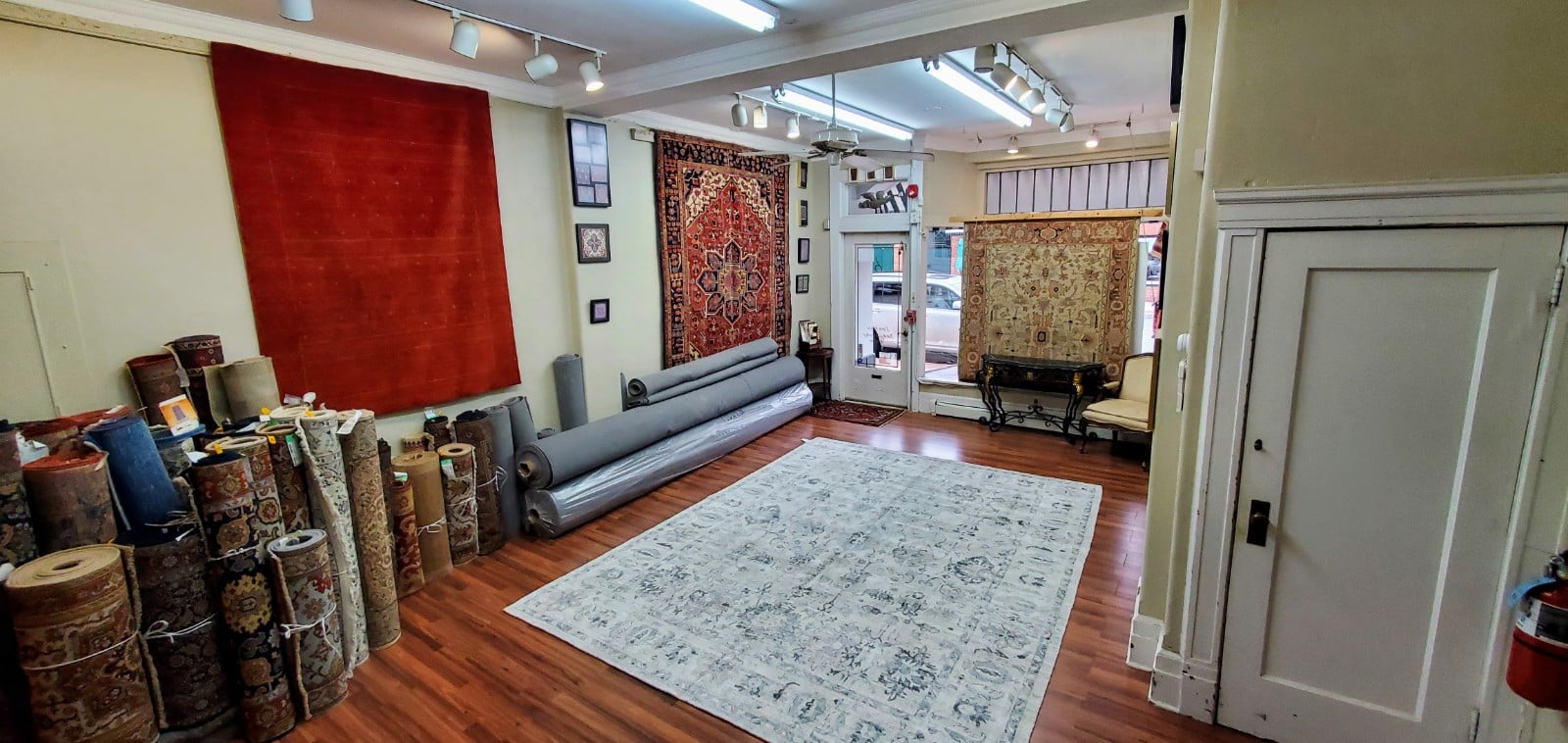 Contact Taylor & Taylor Oriental Rugs